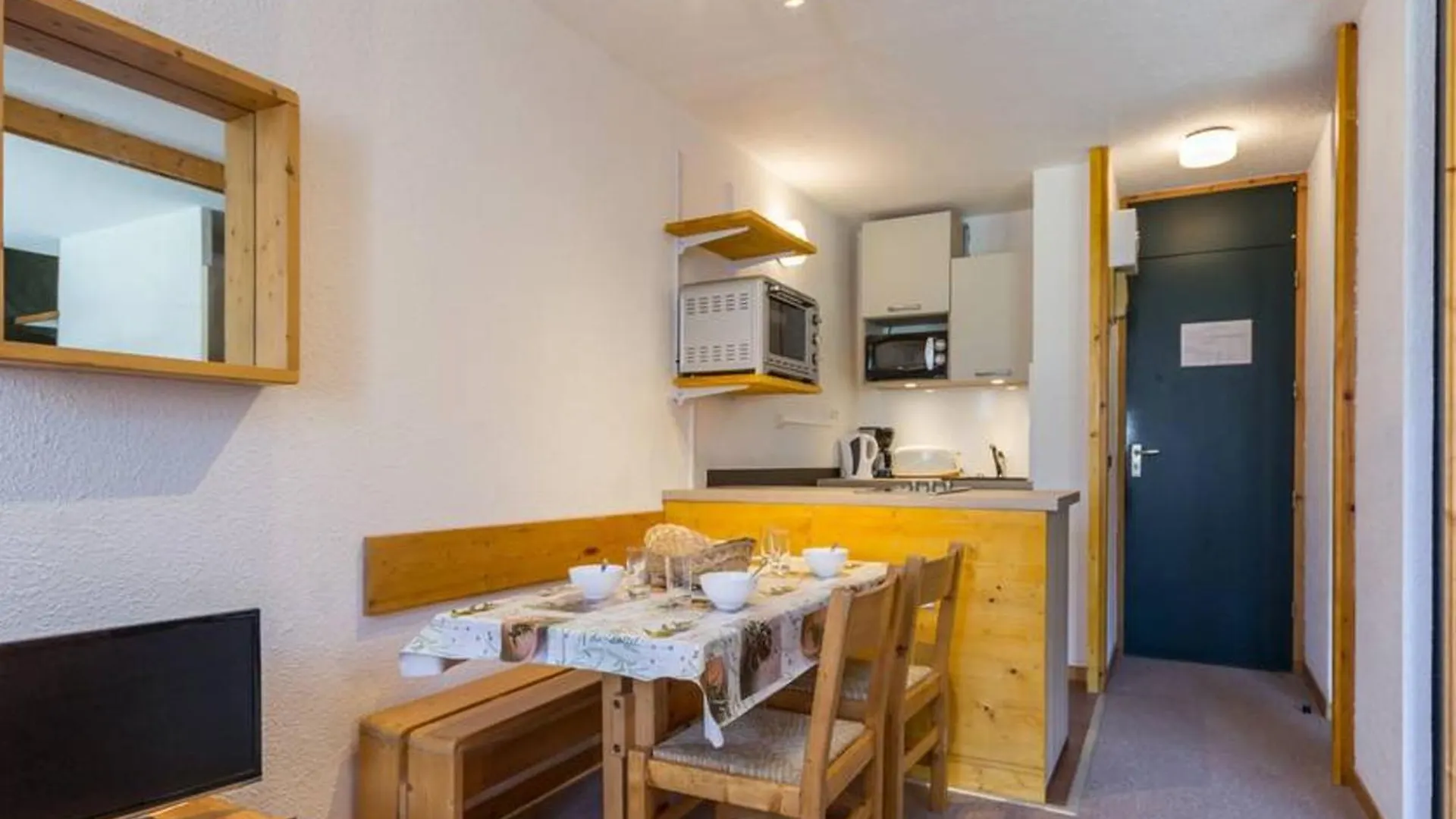 Apartment Studio Confortable Et Renove Au Coeur De La Station Avec Balcon A Montchavin - Fr-1-181-2524 La Plagne-Tarentaise France